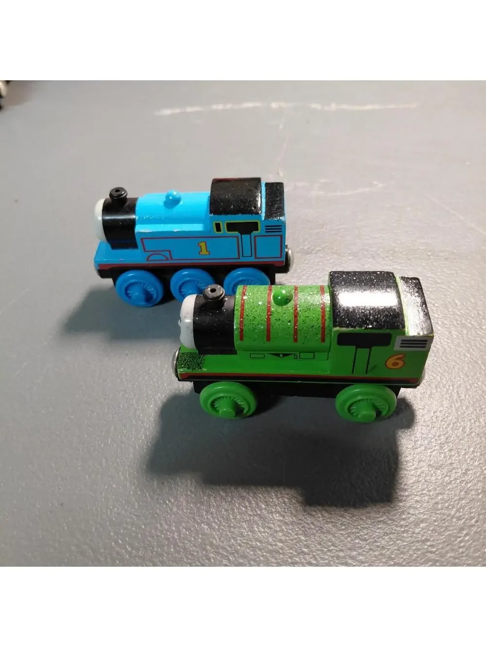 Thomas & Friends Thomas Henry Wooden Railway Train Engines Magnetic Couplers - Picture 2 of 4
